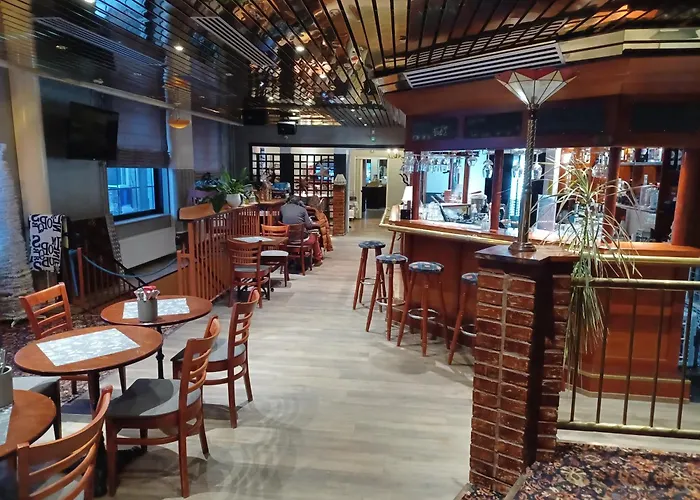 ホテル Mestarin Kievari 3*